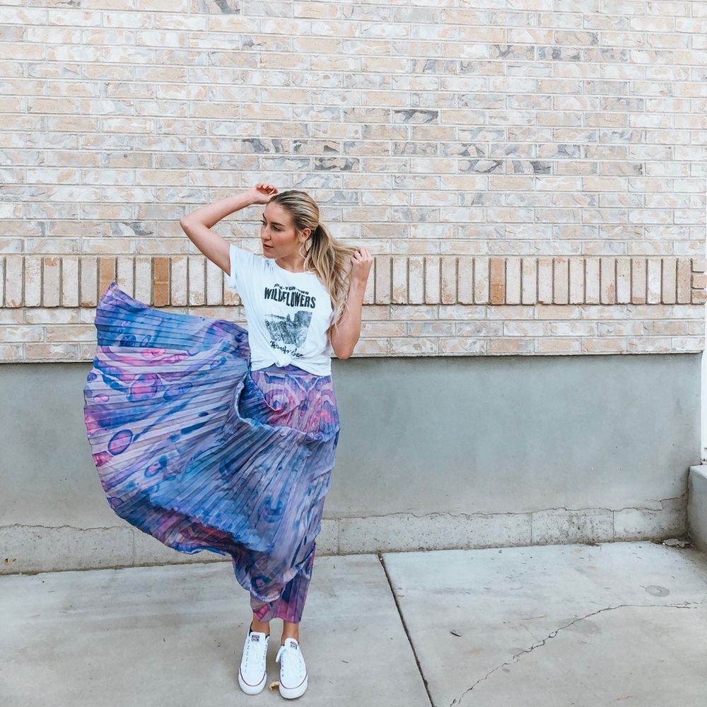 Women’s Anthropologie maxi skirt LAST CHANCE!